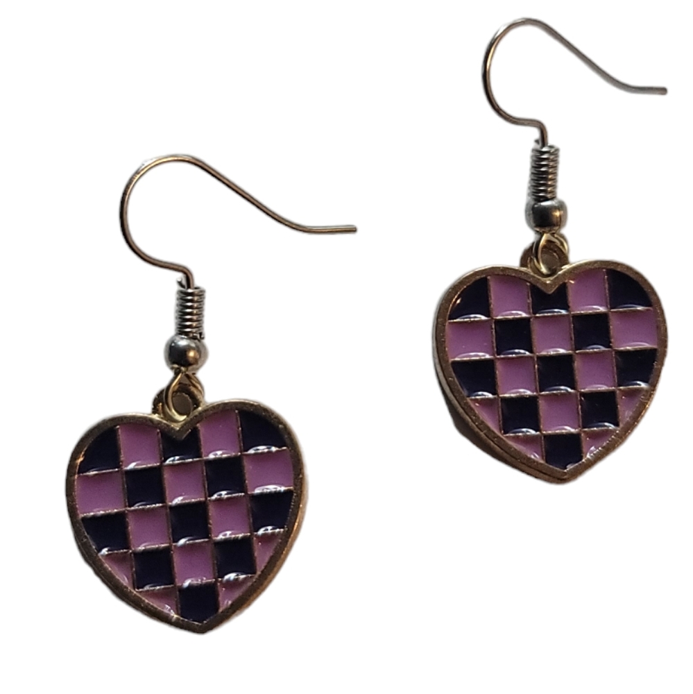 NWT! Black & Pink Checkered Heart Shaped Earrings NEW